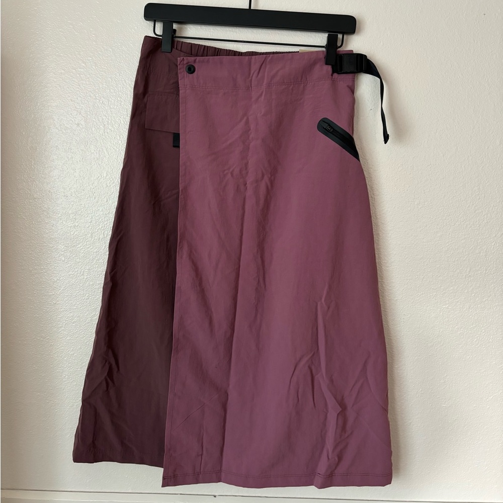 WOMENS NIKE TECH PACK NYLON SKIRT NWT